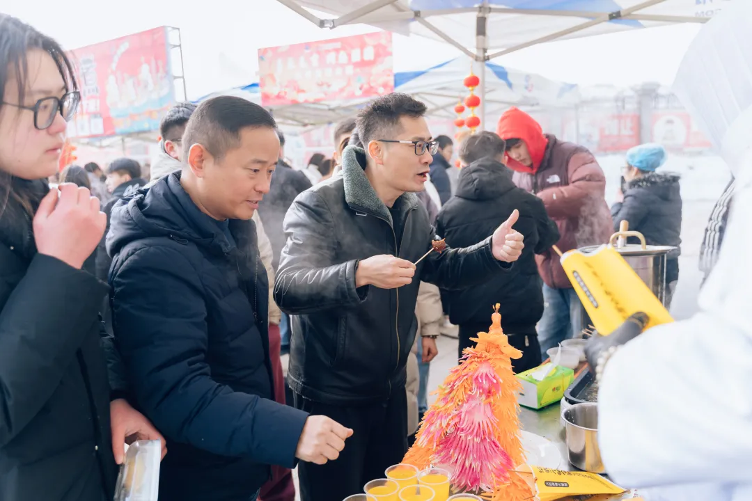 新疆新东方元宵游园会，现场嗨翻天！