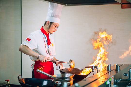 中餐常见的烹饪技法――爆